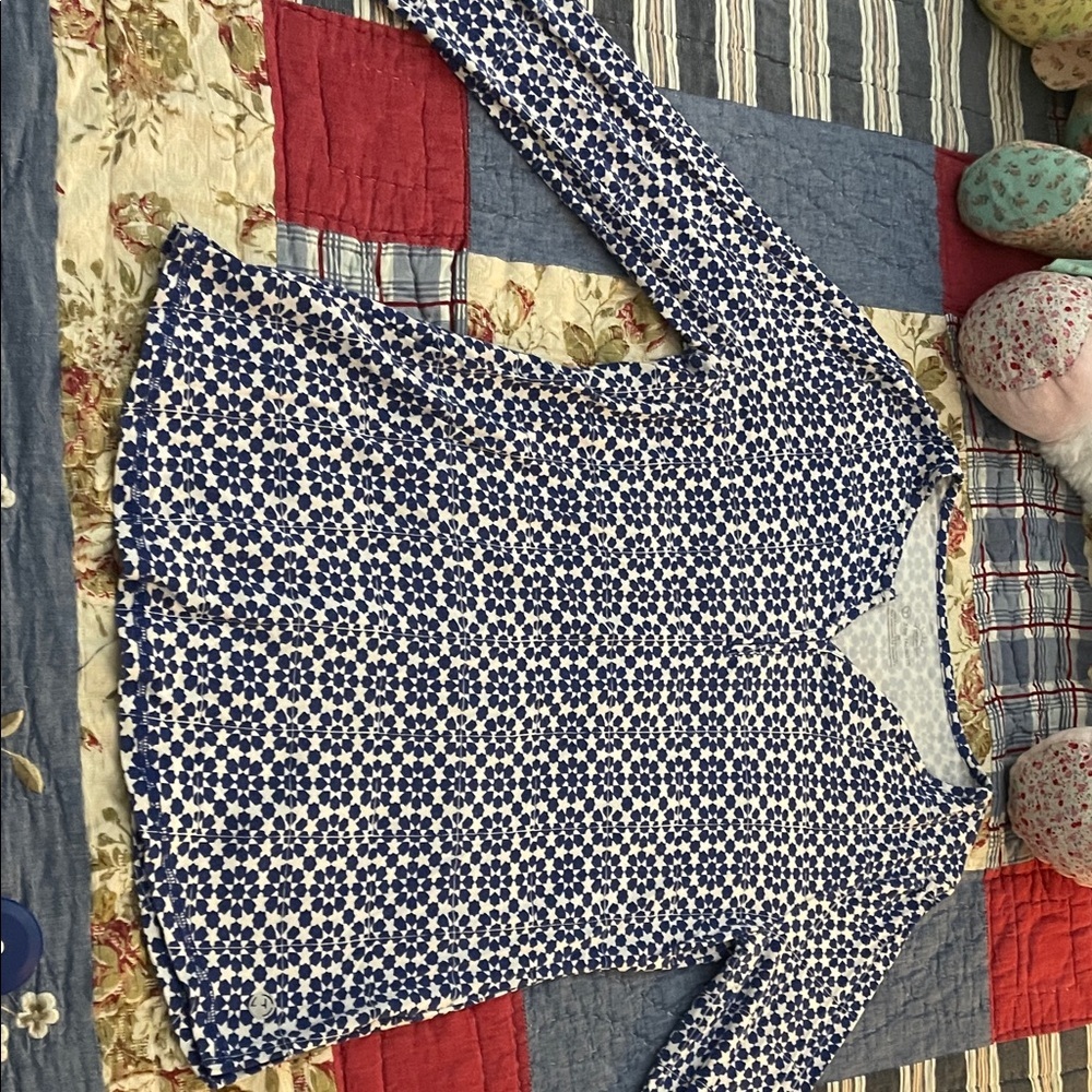T by Talbots Navy and White Floral Blouse UPF 50+